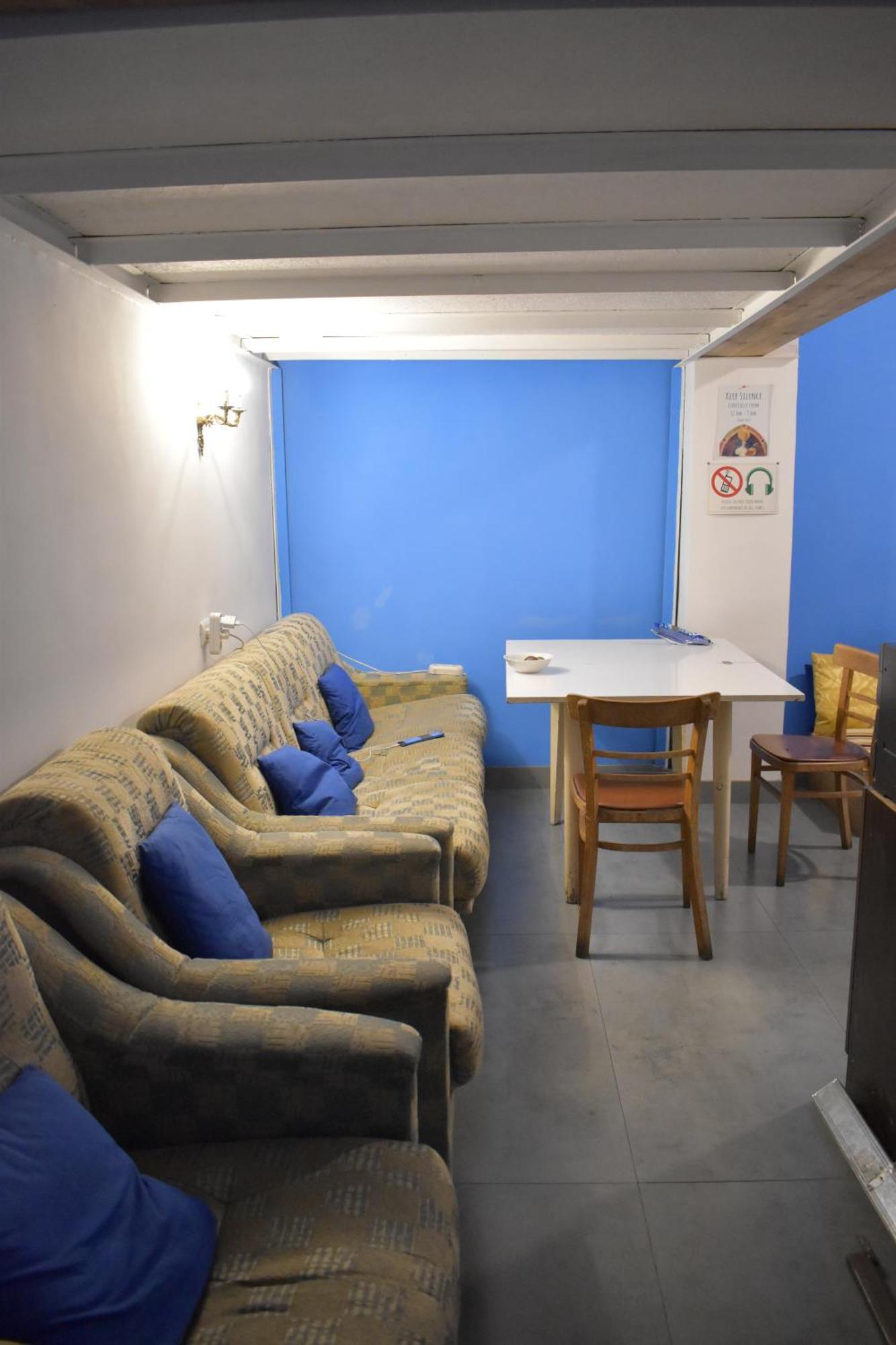 SLEEP STUDIO HOSTEL Ladies Only Женский Хостел Ереван Екстериор снимка